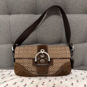 SOLD- Coach Mini 3628 vintage Soho hobo shoulder bag